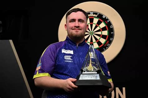 9 darter prize money.
